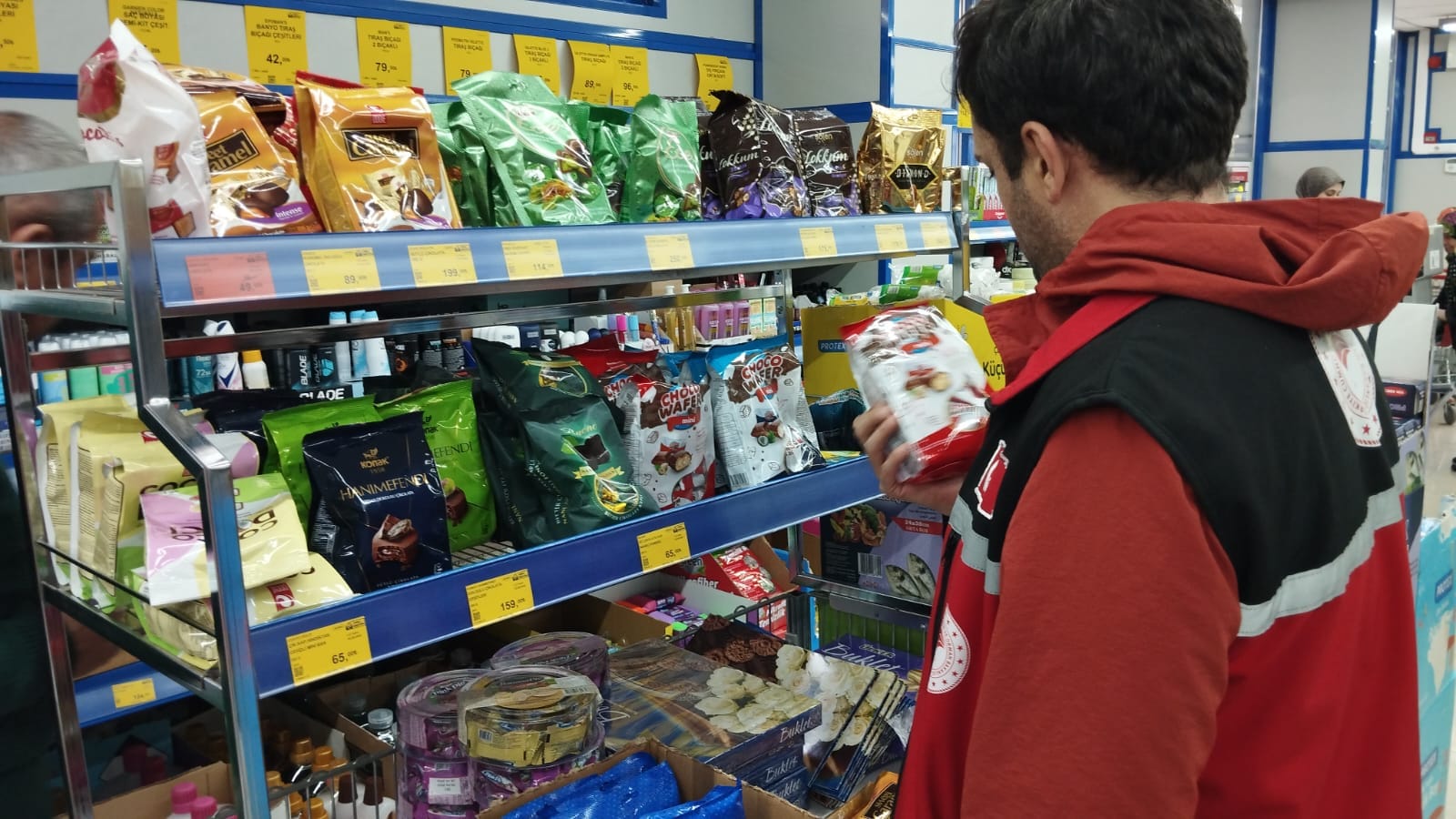 Torul İlçe Tarım Müdürlüğü’nden Şekerleme ve Çikolata Denetimi