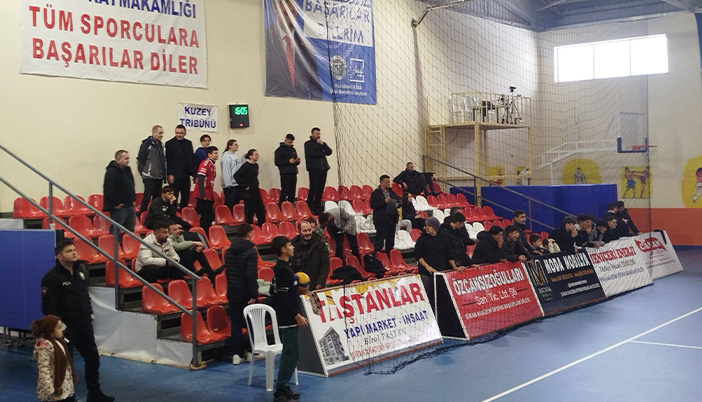 Soğuk Hava Tribünleri Etkiledi, Şiran Akademi Kazanmaya Devam Etti