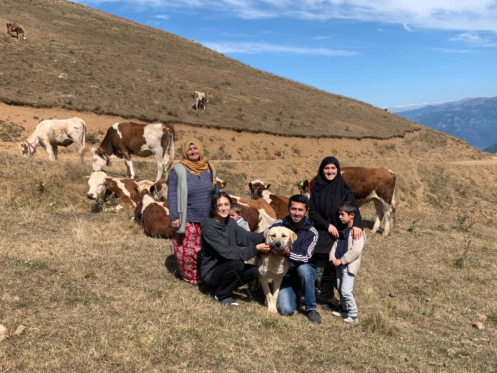 Tersine Göç Akçal Köyü’nde Meyvesini Verdi: Sait Tüfekçi’nin Hayvancılık Başarısı