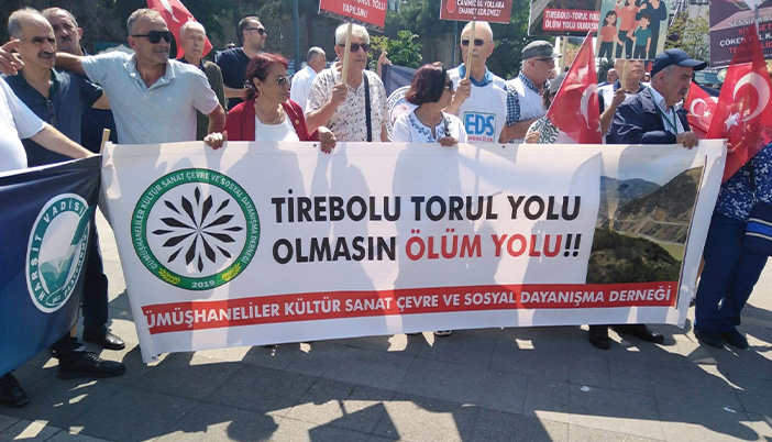 Tirebolu’da Yol Mitingi: “Bu Yol Ölüm Yolu Olmasın!”