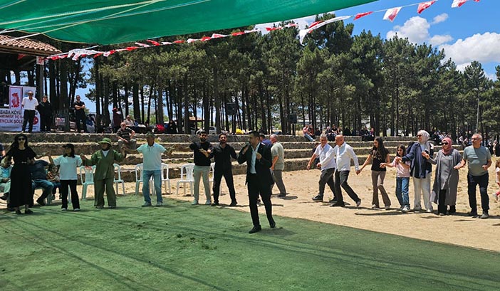 Yunus Emre Mansız’dan Gümüşhanelilere Müzik Ziyafeti
