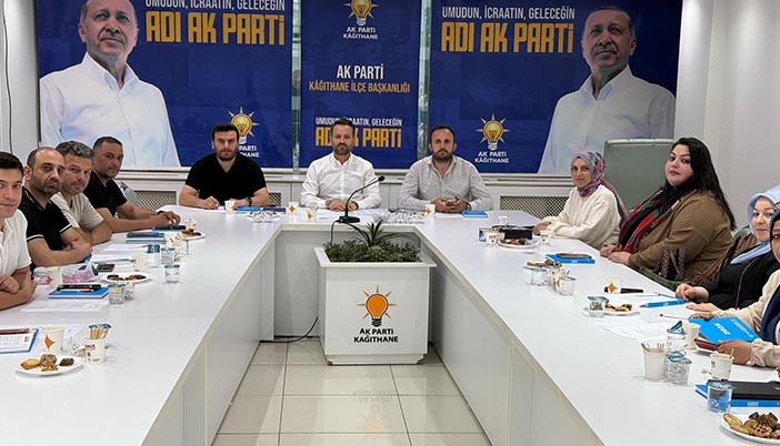 AK Parti Kağıthane Medya ve Tanıtım Komisyonu’ndan İstişare Toplantısı