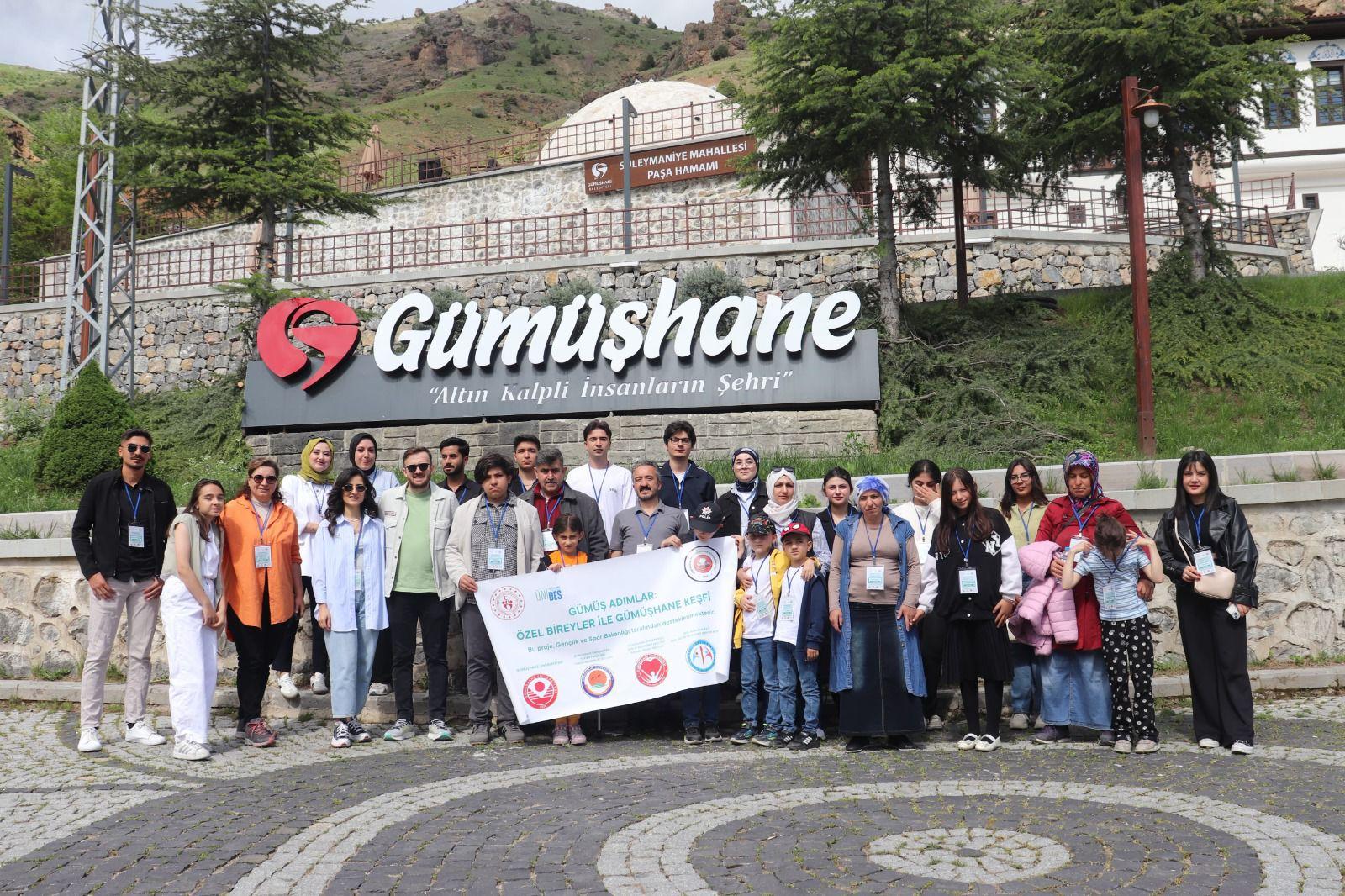 Gümüşhane Üniversitesi’nden Sosyal Sorumluluk Projesi: Özel Bireyler Gümüşhane’yi Keşfetti!