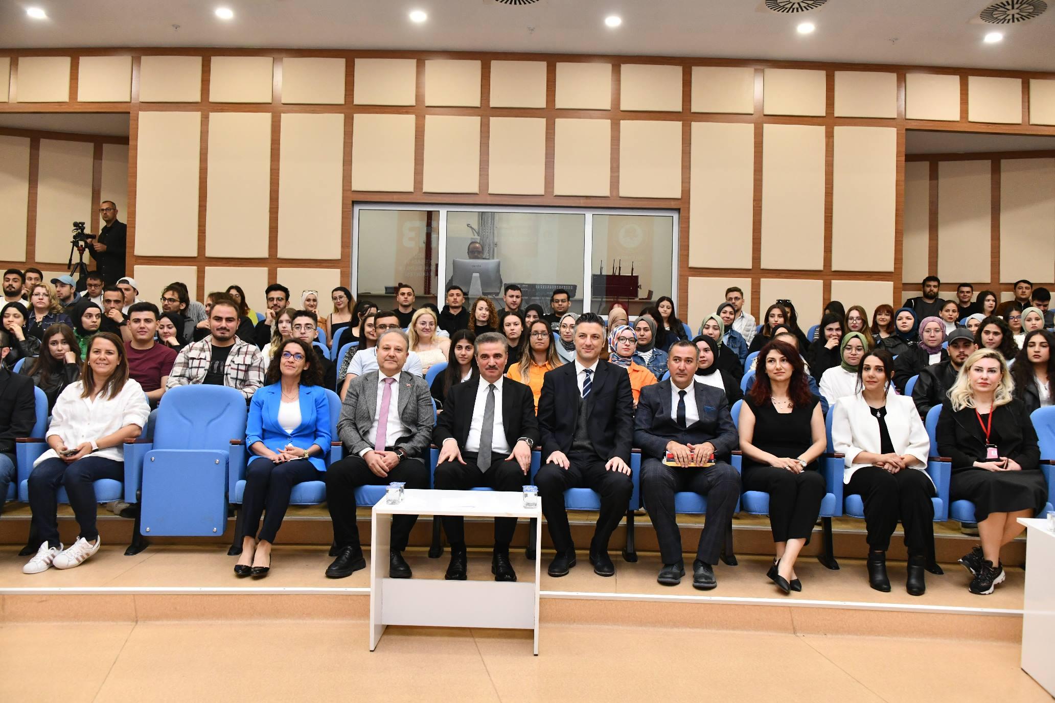 Vali Baruş’tan İdareciler Gününde idarecilere 5 önemli tavsiye