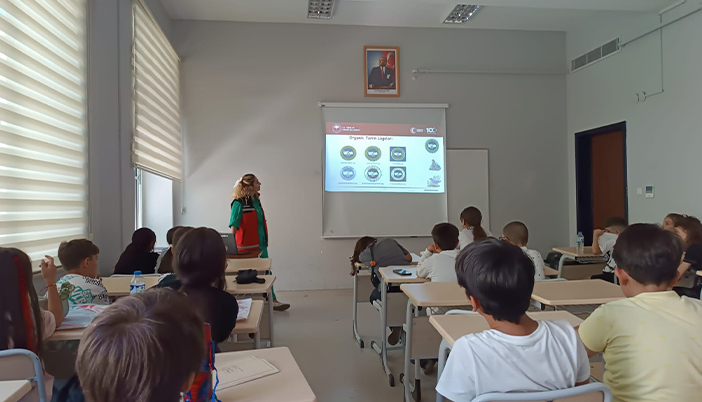 Yeşil Beceriler: Gençlere Organik Tarım Eğitimi