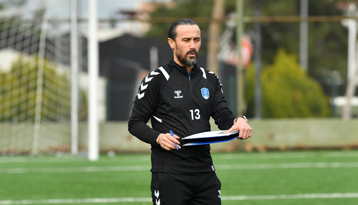 Tevfik Lav’da İlk Antrenman, Onur Karali’nin Elindeki Dikkat Çeken Detay