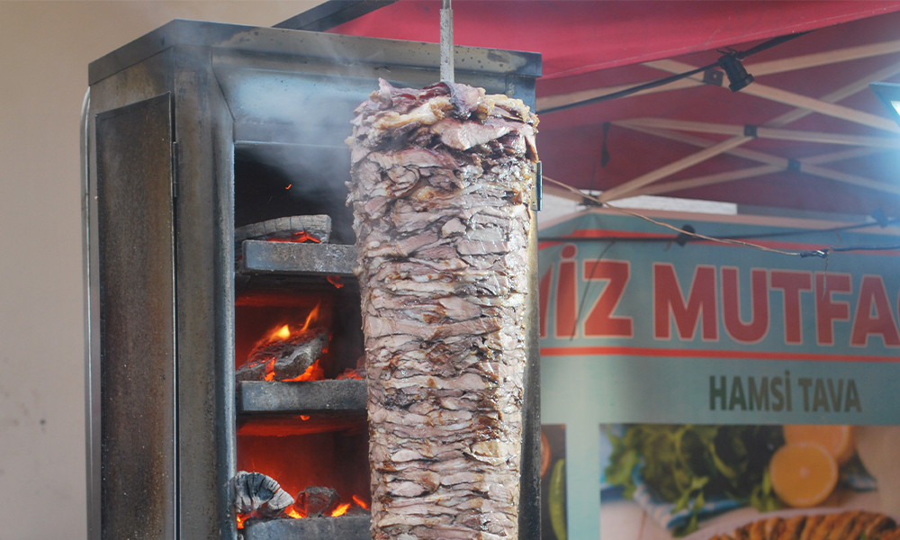 Karadeniz Günleri’nde Döner Yarışı: Her Tezgâh Ayrı Bir Tat
