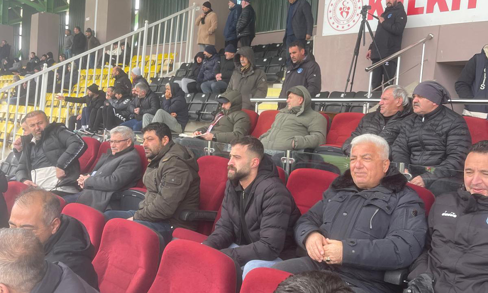 Kelkit Taraftarından Örnek Davranış: Hafta İçi Maçında Takımını Yalnız Bırakmadı