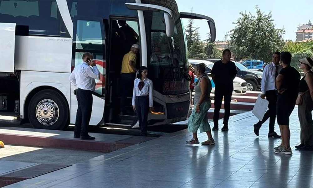 Gümüşhaneli Otobüsçüler Çıkmazda: “Komisyoncu Kazanıyor, Biz Batıyoruz”