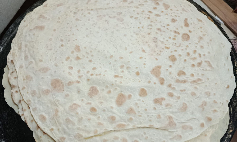 Ramazan Öncesi Uluköy’de Geleneksel Hazırlık: Sofraların Bereketi Yufkalar Hazır