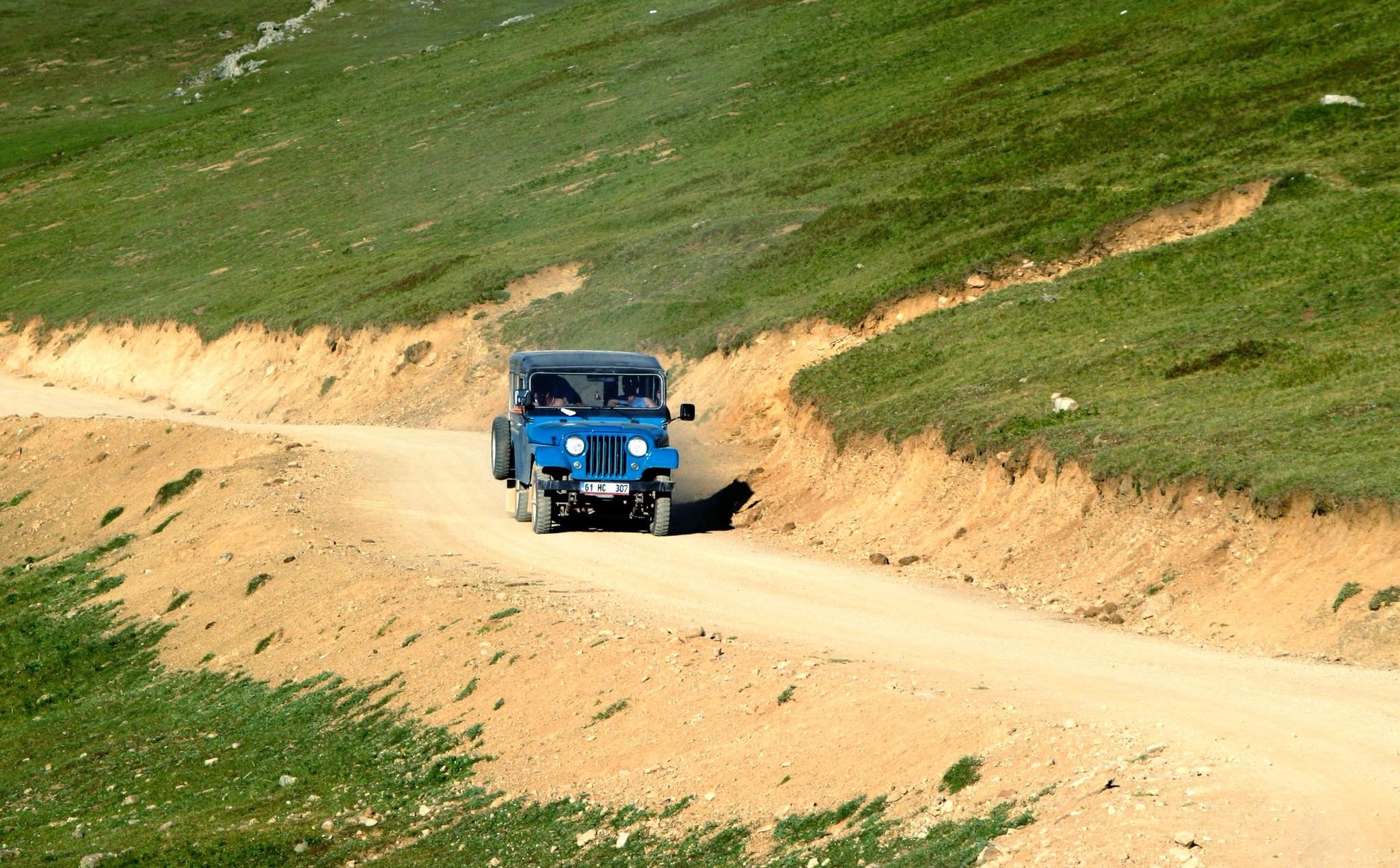 Gümüşhane’de Bir Zamanların En Havalı Arabası: O Eski Jeep’ler